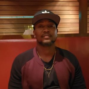 Meet your Posher, Emmanuel